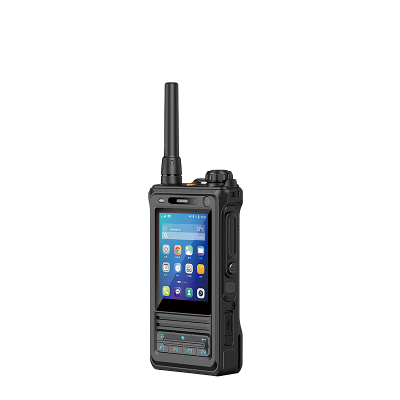 4G、5G大屏智能公網(wǎng)對(duì)講機(jī)的快充充電器對(duì)對(duì)講機(jī)電池的影響